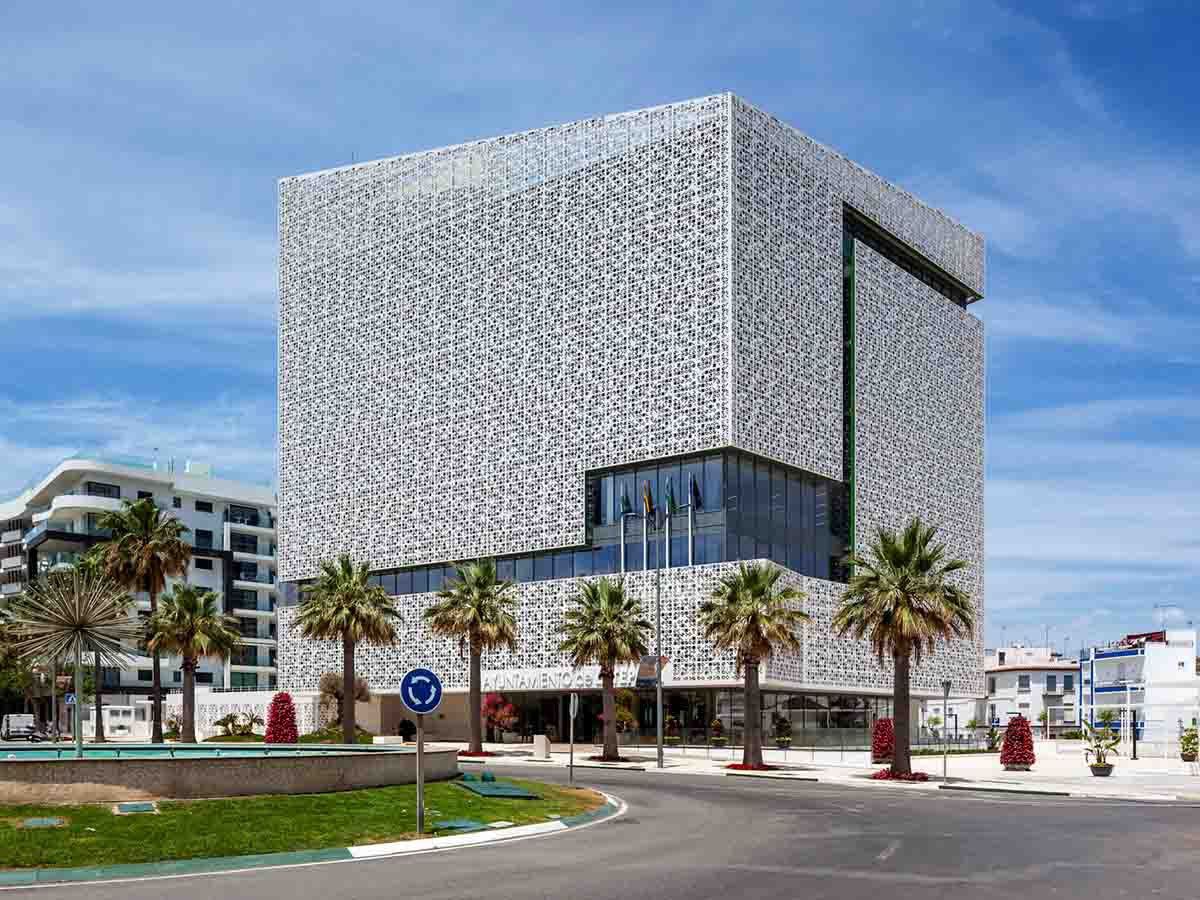 Light and Shadow on the Facade of the New Estepona Town Hall